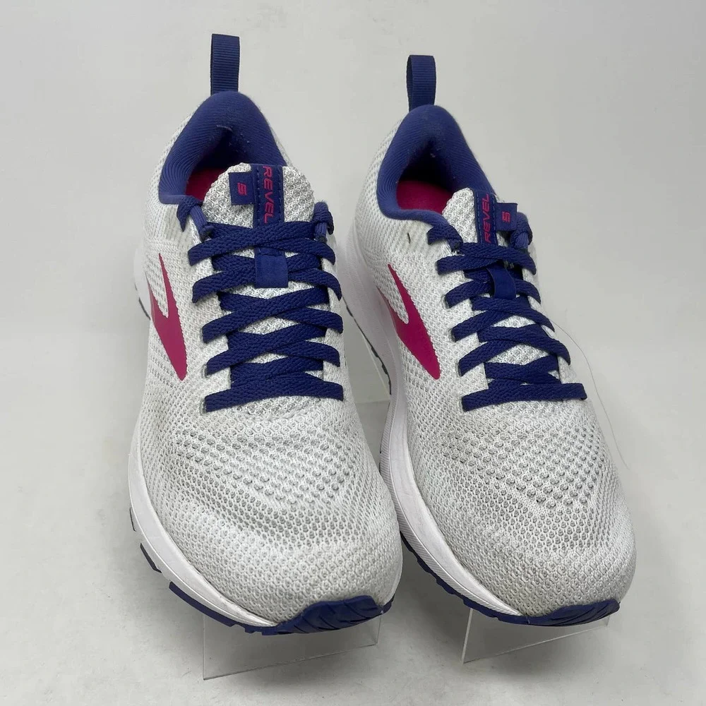 Brooks Sneakers Revel 5 Womens Sz 7 White Pink‎ 524:L.8.6